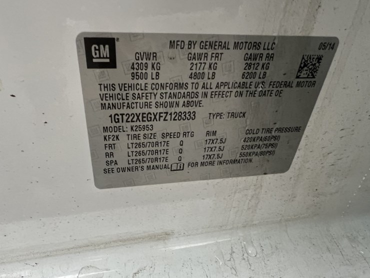 2015-gmc-sierra-crew-cab-4x4-pickup-image-9