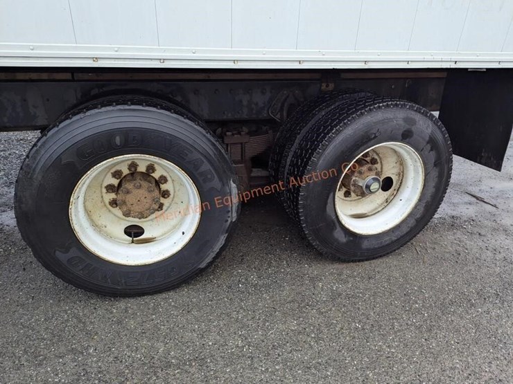 1992-international-4900-image-18