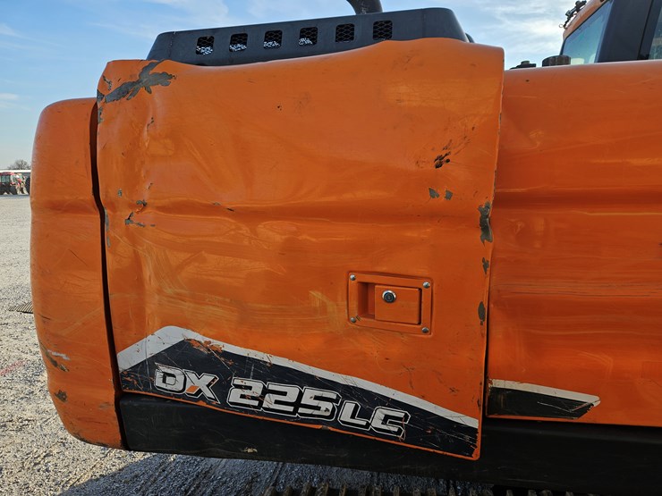 2022-doosan-dx225-lc-7-image-21