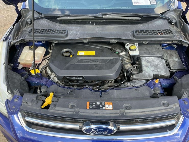 2016-ford-escape-image-8