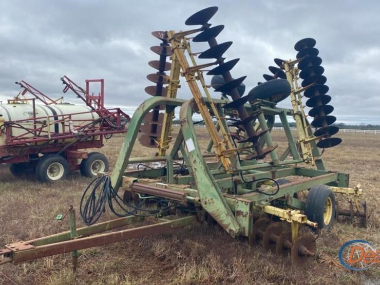 john-deere-tillage-image-1