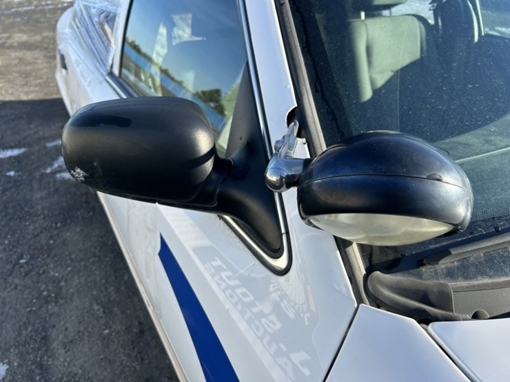 2009-ford-crown-victoria-sedan-image-23