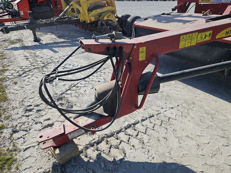 new-holland-h7220-image-12