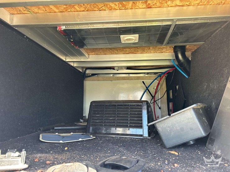 2013-keystone-laredo-la329re13-37ft.-t/a-fifth-wheel-travel-trailer-image-49