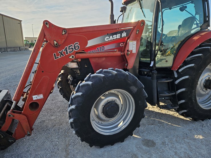 case-ih-mxu110-image-22