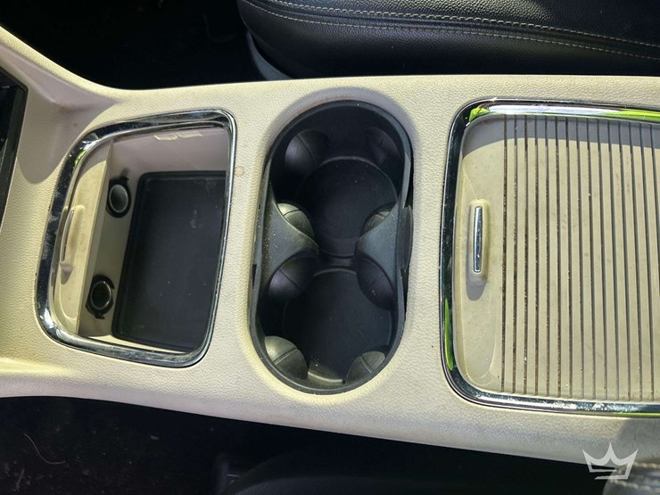 2017-dodge-grand-caravan-image-19