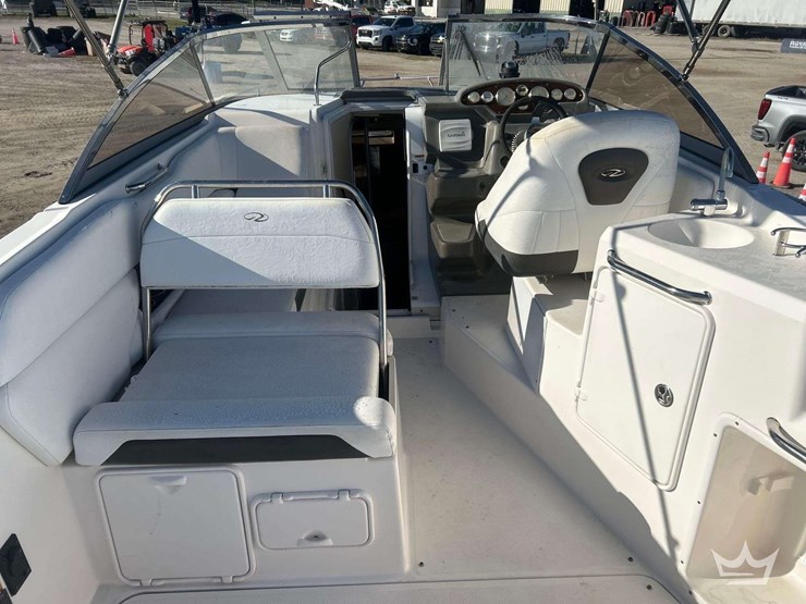 2008-regal-2565-express-cruiser-boat-with-t/a-continental-boat-trailer-image-15