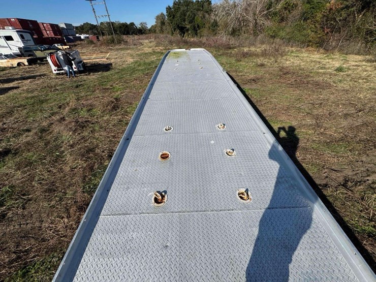 featherlite-1010-image-5