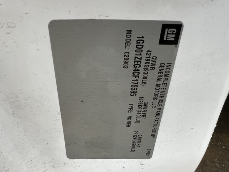 2012-gmc-sierra-utility-truck-image-22