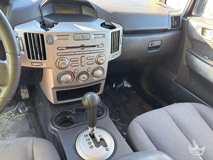 2004-mitsubishi-endeavor-image-13