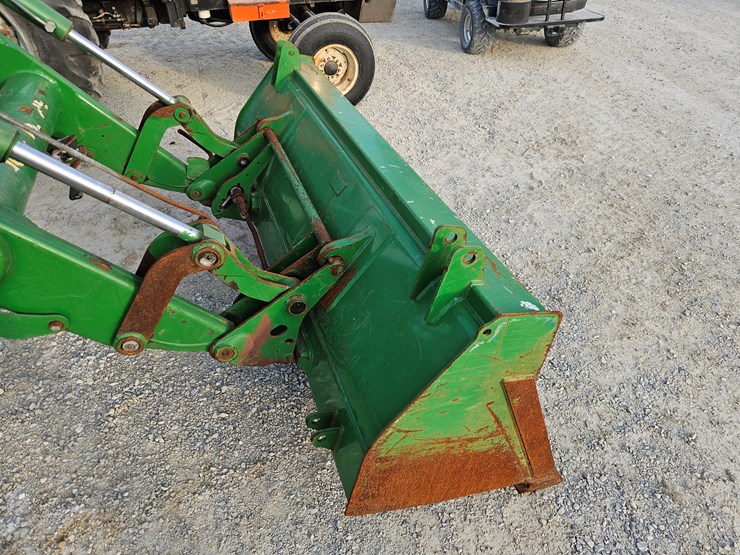 john-deere-6115d-image-6