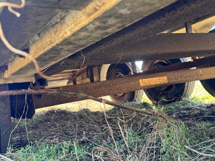 featherlite-1010-image-14