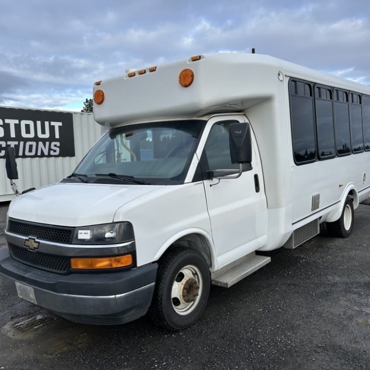 2012 Chevrolet Express Paratransit Bus