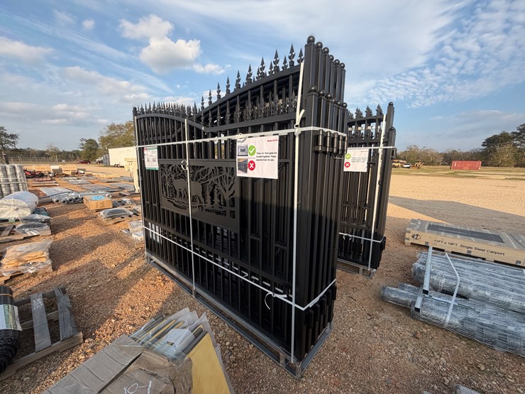 #8084-•-1-set-|-metal-driveway-gate,-deer-motif-image-4