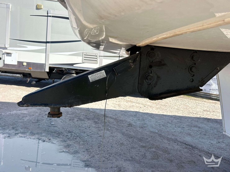 2013-keystone-laredo-la329re13-37ft.-t/a-fifth-wheel-travel-trailer-image-71