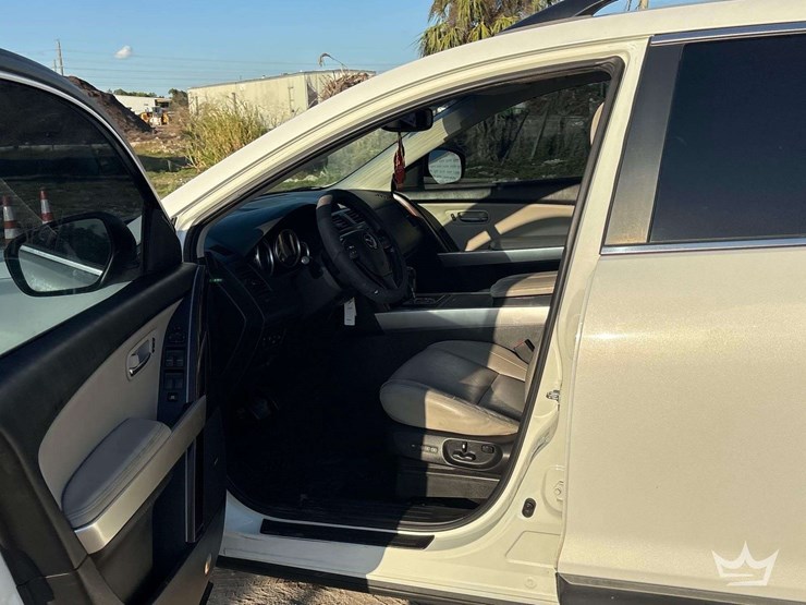 2014-mazda-cx9-image-11