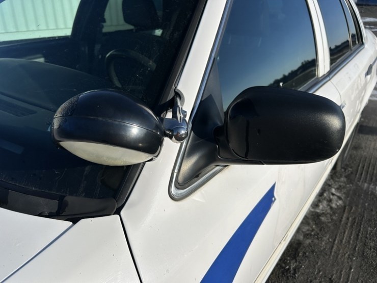 2009-ford-crown-victoria-sedan-image-29