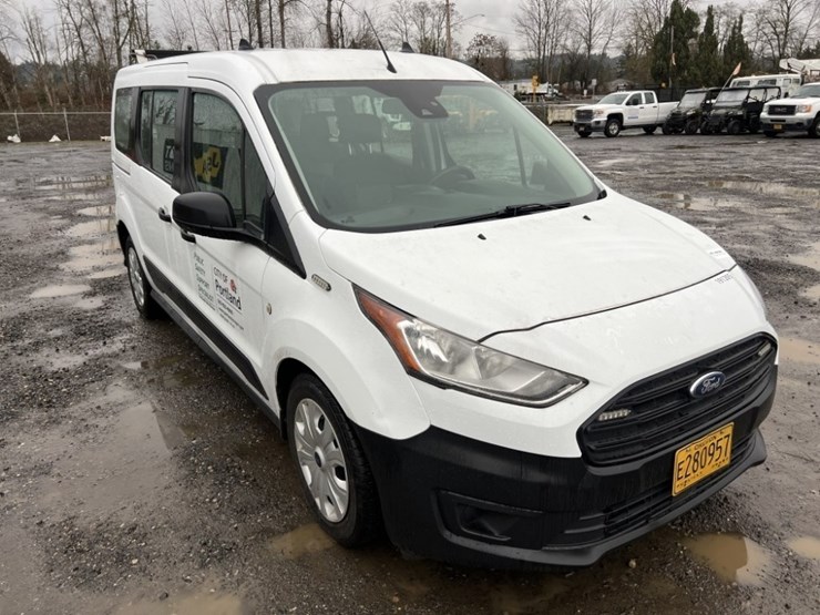 2019-ford-transit-connect-image-2