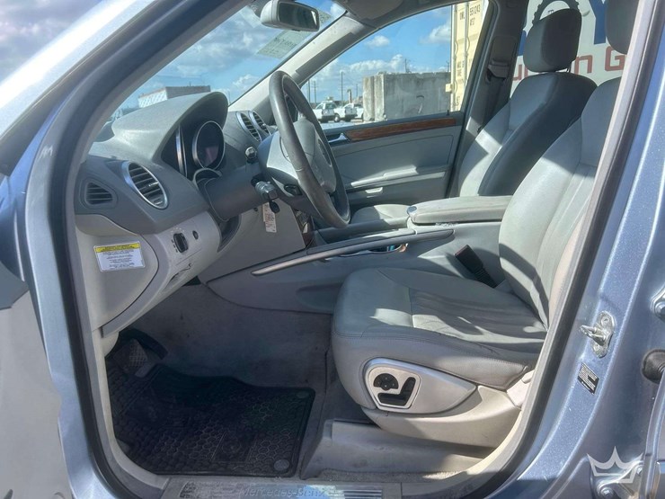 2006-mercedes-benz-ml350-image-11