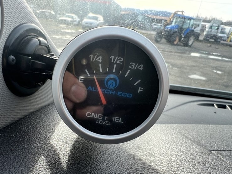 2017-ford-transit-image-27