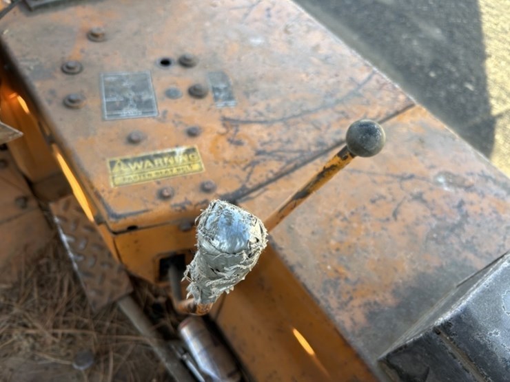 1976-case-580c-image-32