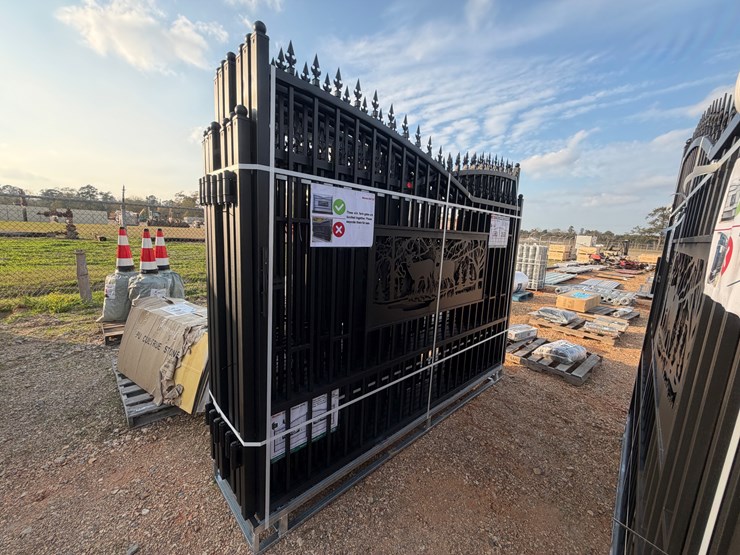 #8084-•-1-set-|-metal-driveway-gate,-deer-motif-image-3