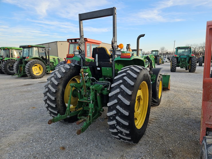 john-deere-6115d-image-10