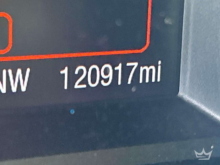 2017-ford-explorer-image-6