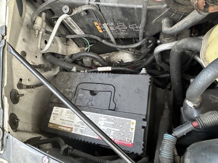 2016-chevrolet-express-paratransit-bus-image-36