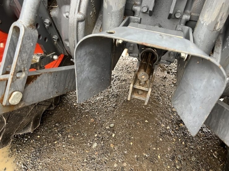 2014-kubota-l5460hst-4wd-compact-utility-tractor-image-30