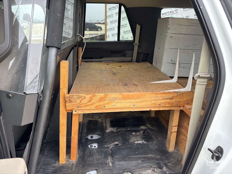 2019-ford-expedition-image-22