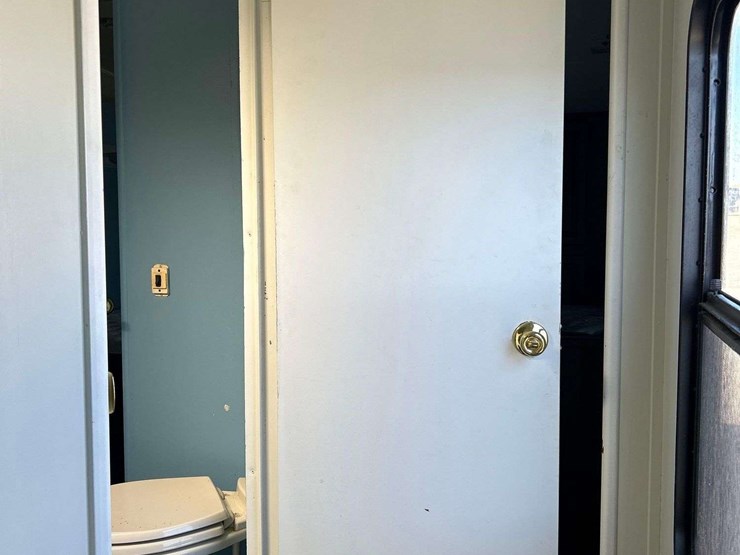 2013-keystone-laredo-la329re13-37ft.-t/a-fifth-wheel-travel-trailer-image-26