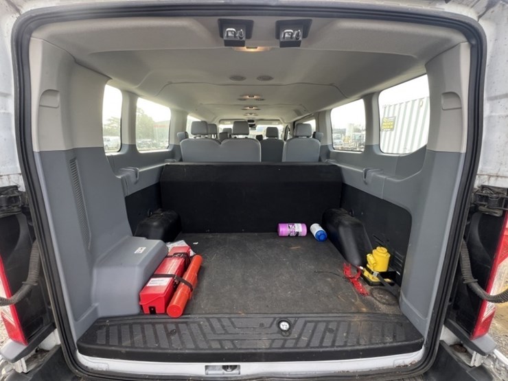 2017-ford-transit-image-20