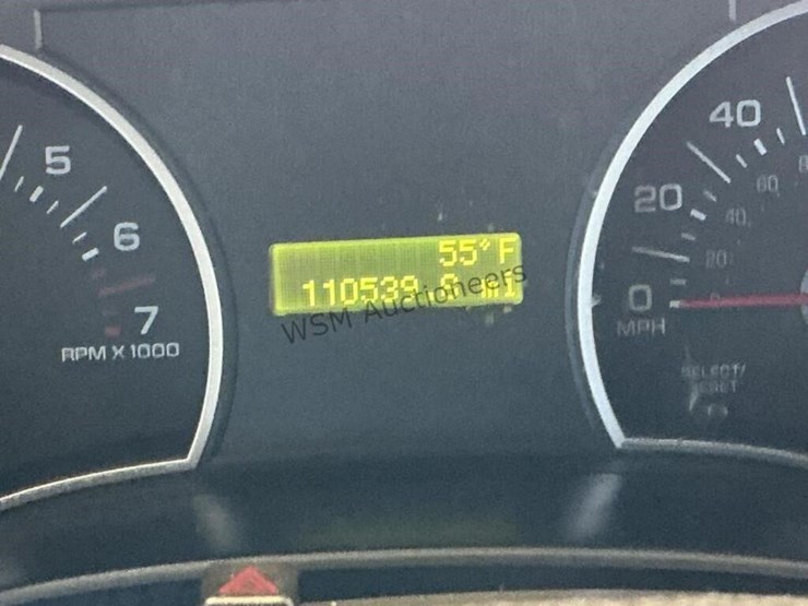 ford-explorer-image-17