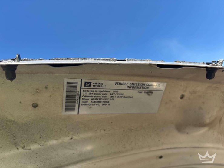 2010-cadillac-srx-image-8