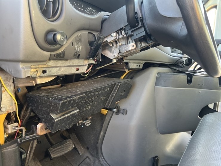 2008-ford-e350-sd-image-28