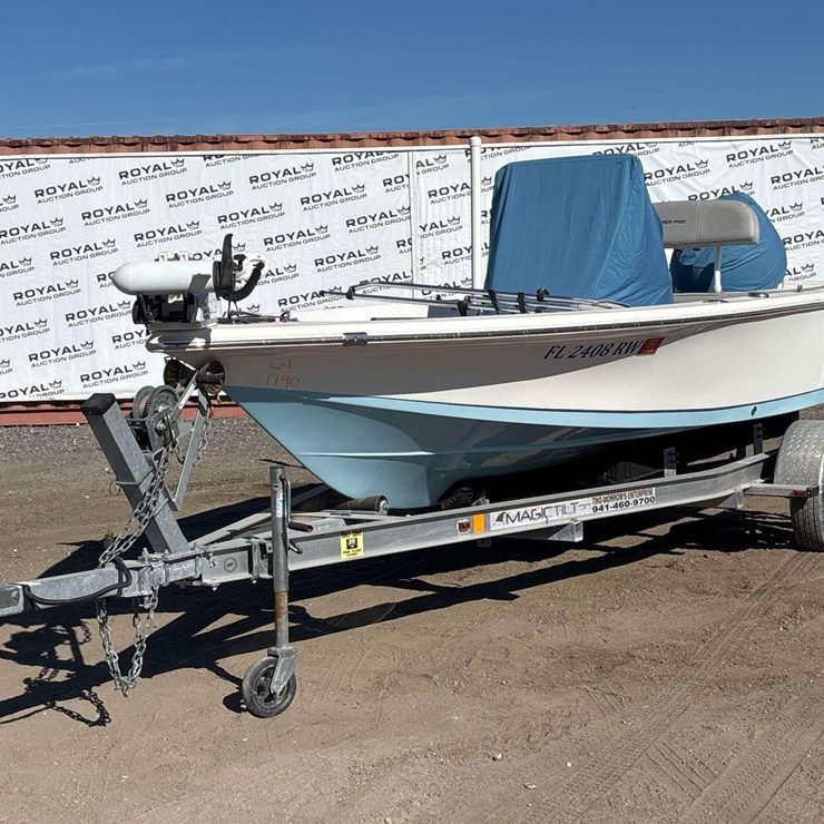 2018 Sea Pro Boat with 14ft. S/A Magic Tilt Boat Trailer