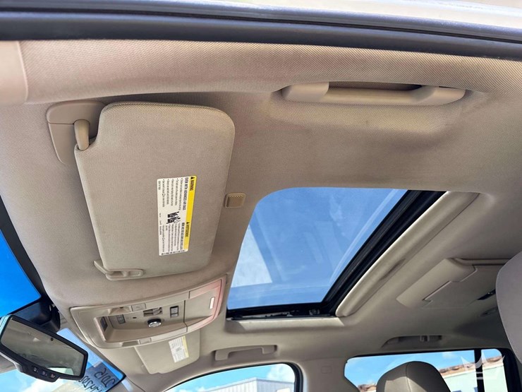 2015-gmc-yukon-xl-image-16