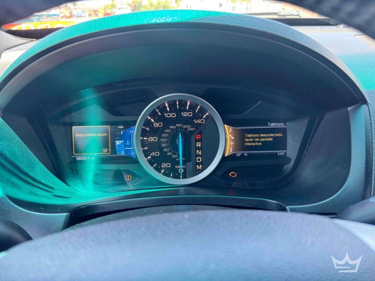 2011-ford-explorer-limited-image-15