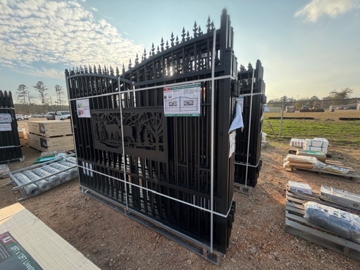 #8077-•-1-set-|-metal-driveway-gate,-deer-motif-image-2