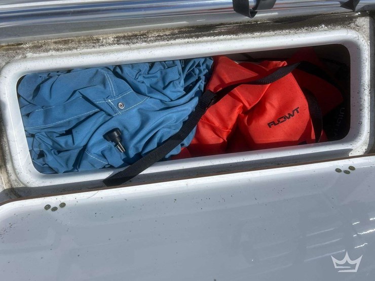 2018-sea-pro-boat-with-14ft.-s/a-magic-tilt-boat-trailer-image-13