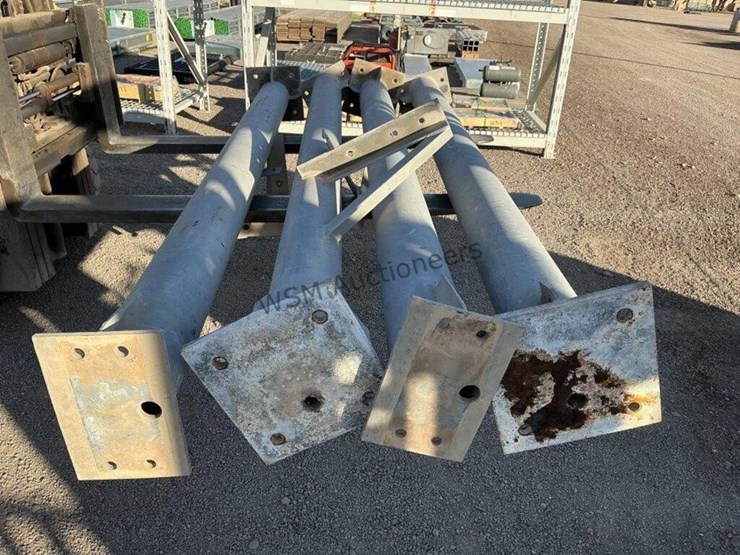 (4)-galvanized-lights-posts-image-3