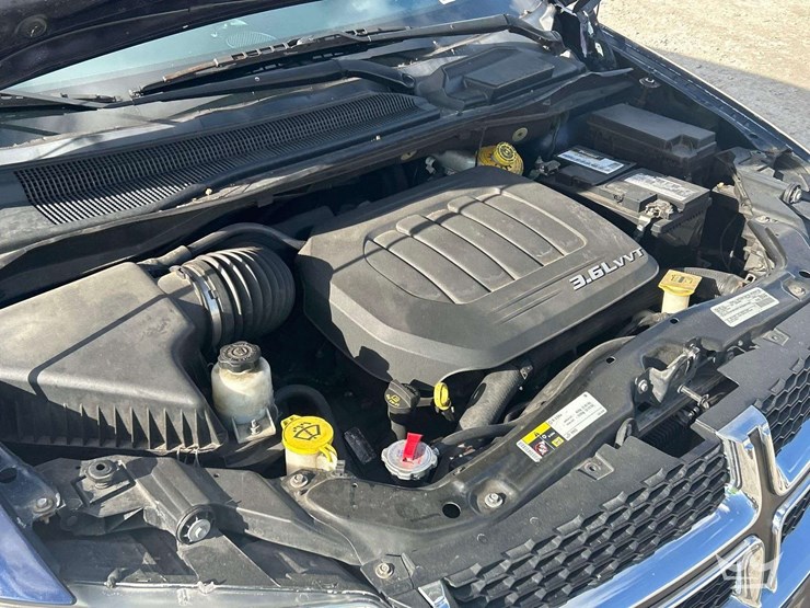 2017-dodge-grand-caravan-image-9