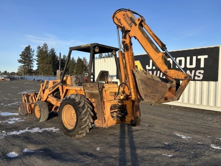 1976-case-580c-image-3