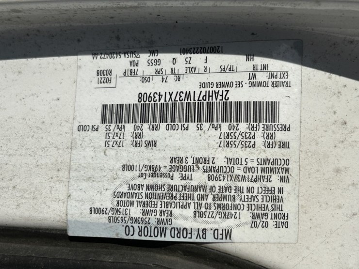 2007-ford-crown-victoria-sedan-image-10