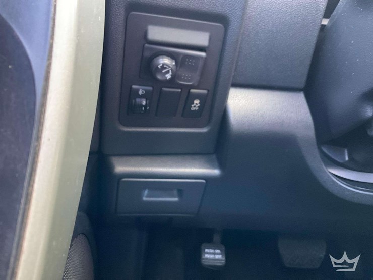 2011-nissan-rogue-image-14