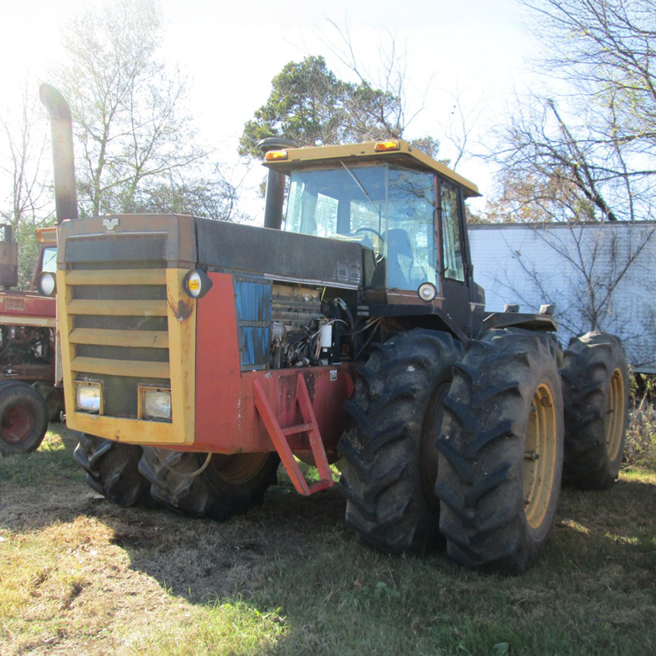 1985 VERSATILE 856