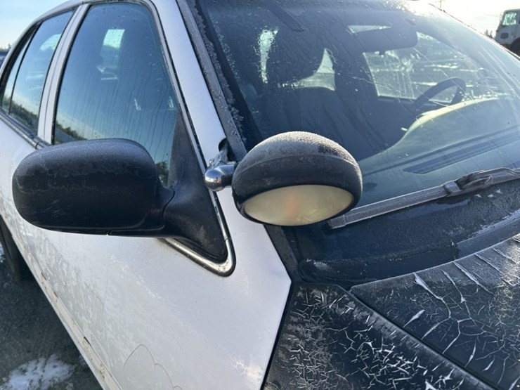 2011-ford-crown-victoria-sedan-image-24