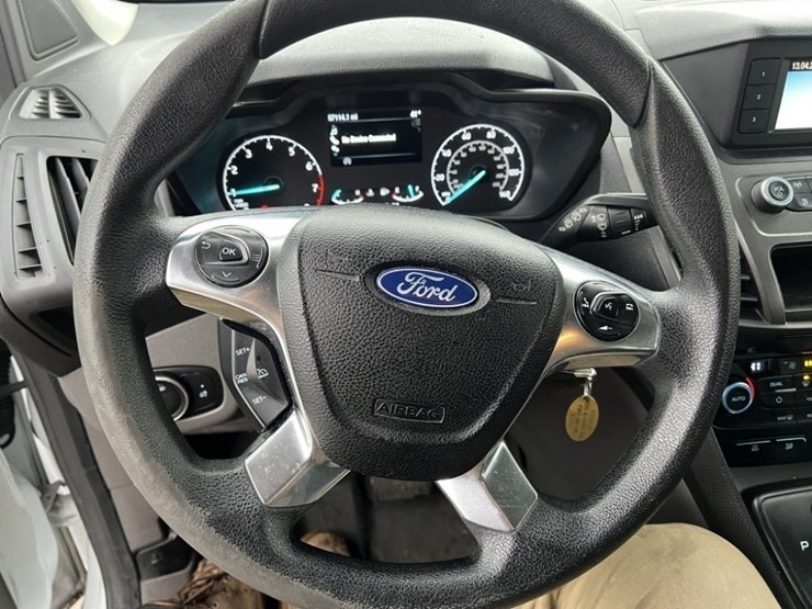 2019-ford-transit-connect-image-26