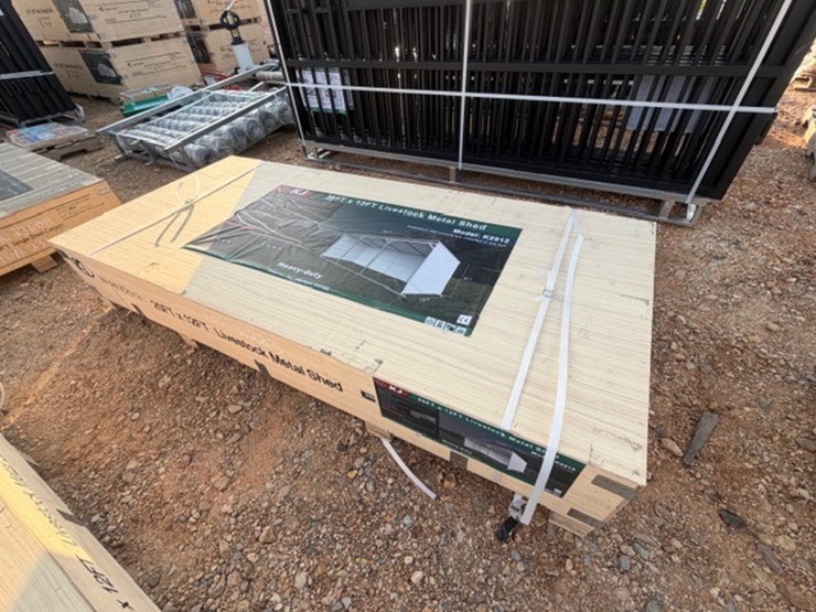 #8076-•-livestock-metal-shed-image-3